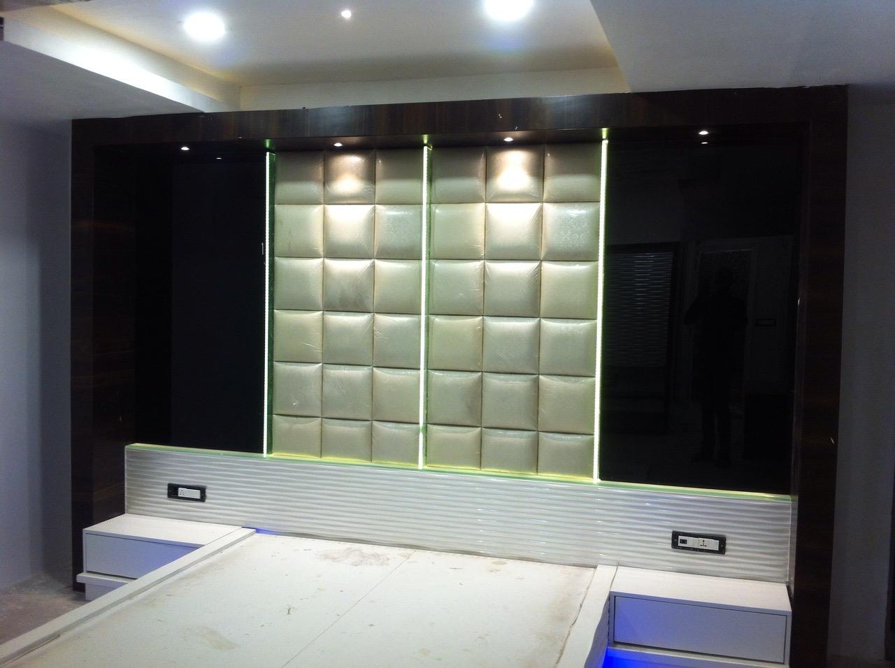 Boutique Lobby
